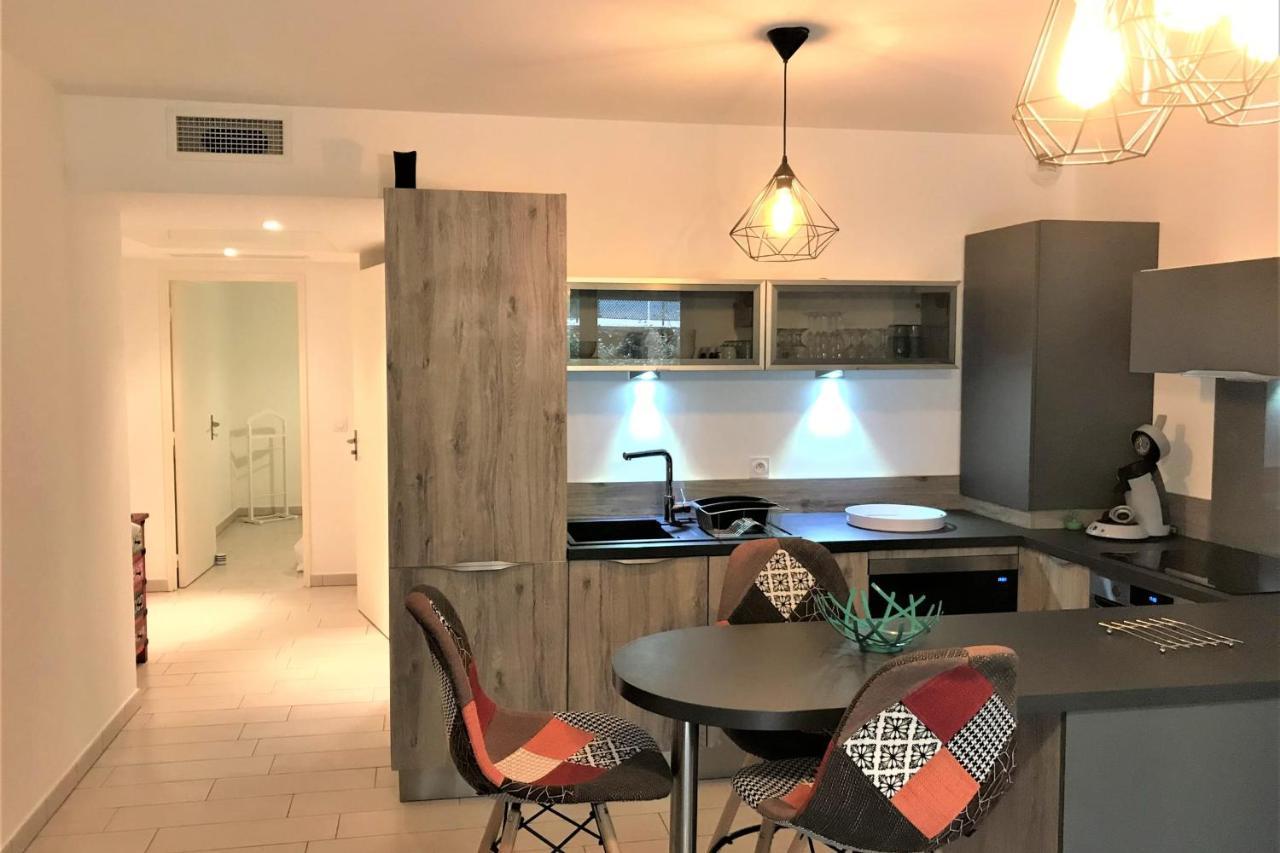 Centre Juan Les Pins 1 Bedroom With Ac, Swimming Pool And Parking ภายนอก รูปภาพ