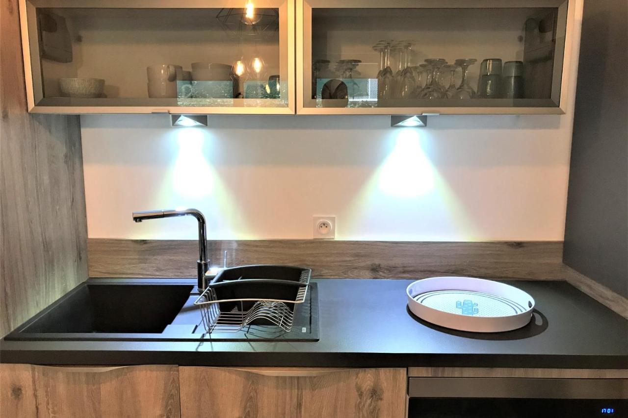 Centre Juan Les Pins 1 Bedroom With Ac, Swimming Pool And Parking ภายนอก รูปภาพ
