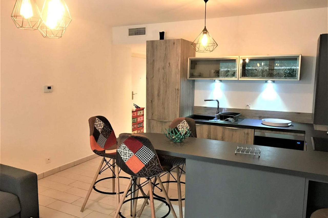 Centre Juan Les Pins 1 Bedroom With Ac, Swimming Pool And Parking ภายนอก รูปภาพ